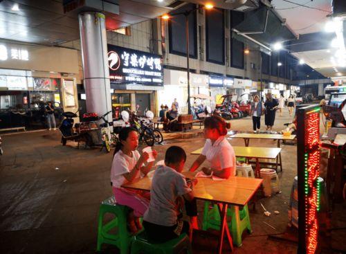 资阳摆摊爆料今日,摆摊爆料，民生百态尽收眼底  第1张